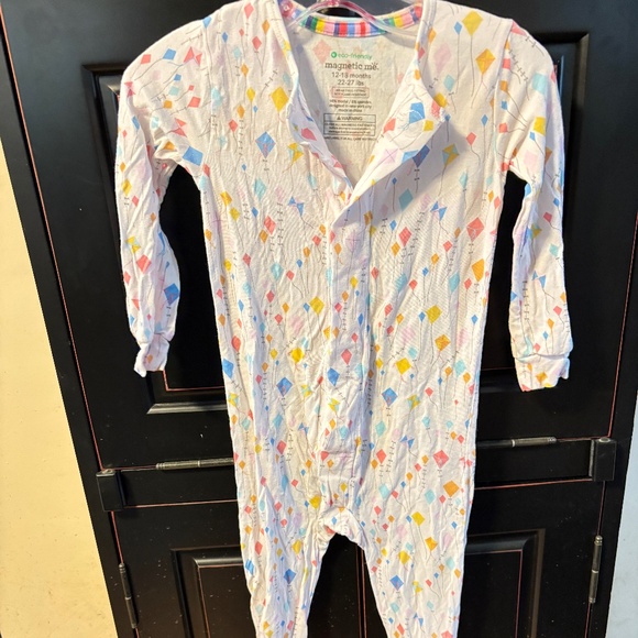 Magnetic Me Other - Magnetic Me one piece feet pajamas, kite theme, 12 mos.